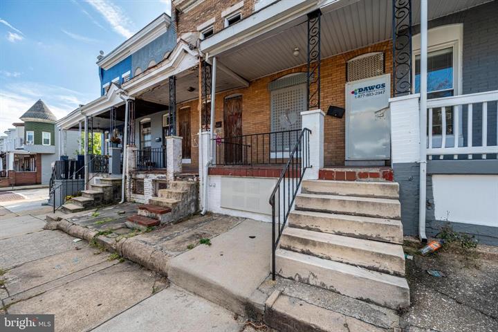 Classic Baltimore Rowhome Ready for Full Transformation