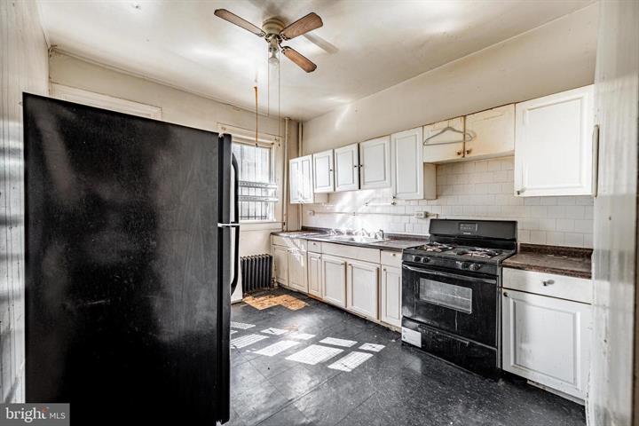 Classic Baltimore Rowhome Ready for Full Transformation