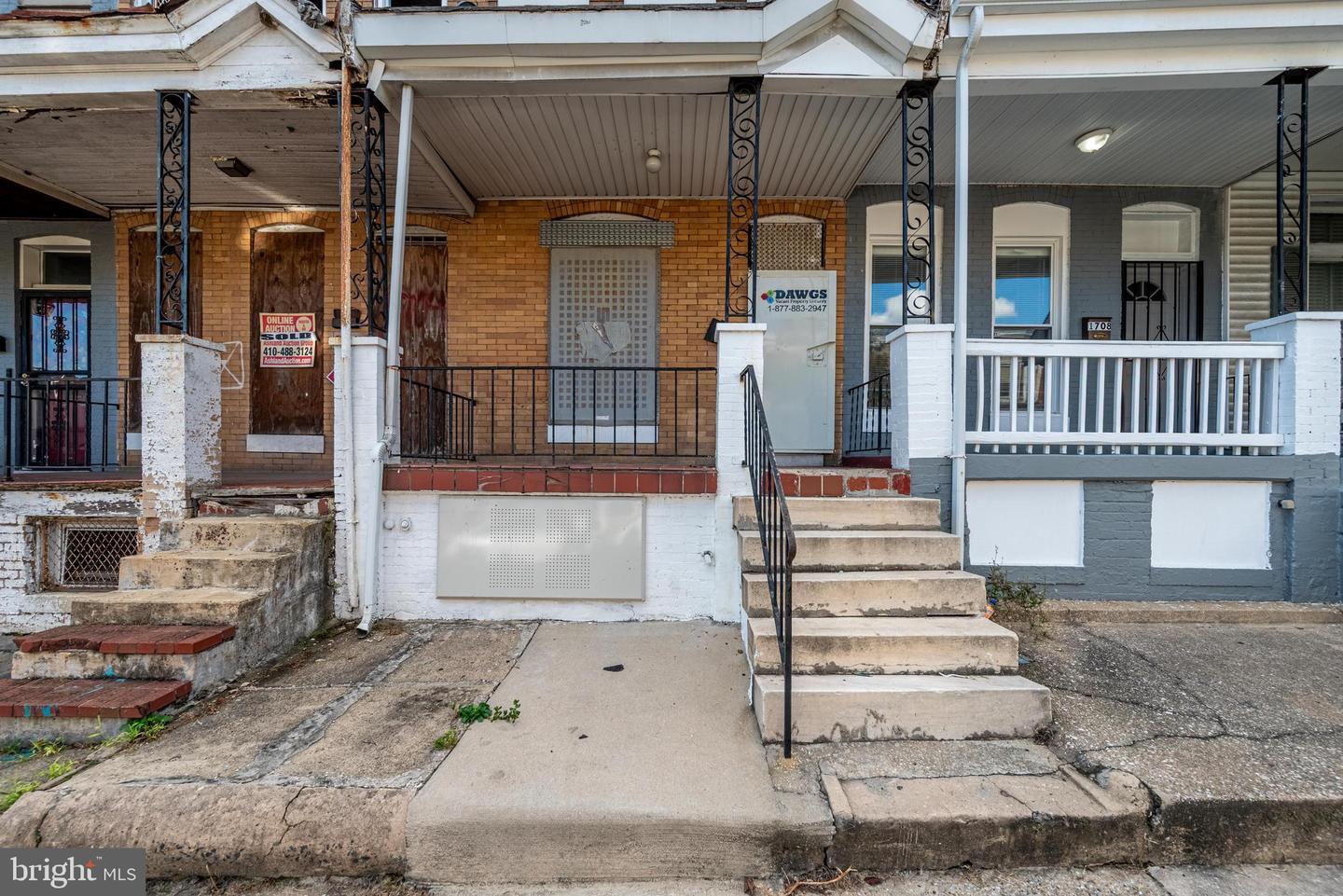 Classic Baltimore Rowhome Ready for Full Transformation