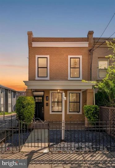 Modern Comfort Meets Classic DC Living in Trinidad